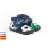 Calzado descanso detalle dibujo fútbol con cierre velcro, made