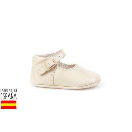 Zapatito suela blanda de piel cierre hebilla, made in spain -