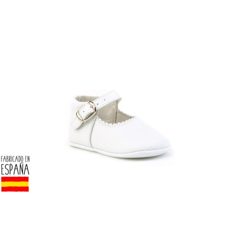 Zapatito suela blanda de piel cierre hebilla, made in spain -