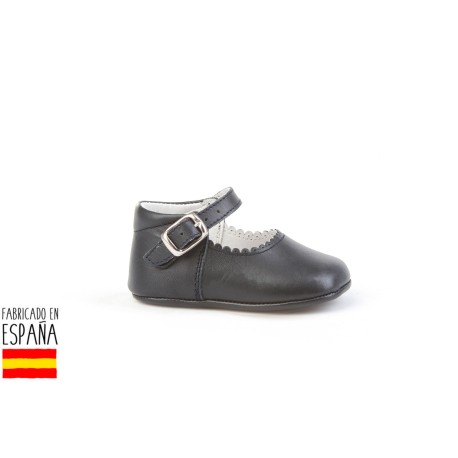Zapatito suela blanda de piel cierre hebilla, made in spain -