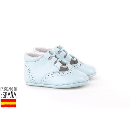 Zapatito suela blanda de piel cierre cordones, made in spain -
