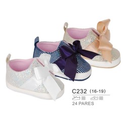 Calzado sport primeros pasos suela blanda, detalle textura lazo